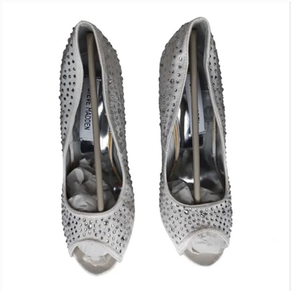 Steve Madden Silver Platform heels with rhinestones size 8 women NWOT - Picture 6 of 7